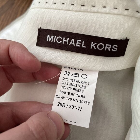 Michael Kors Boys SZ 20R / 30” -W Beige Linen/Rayon Blend Flat Front Pants NWT - Picture 9 of 10